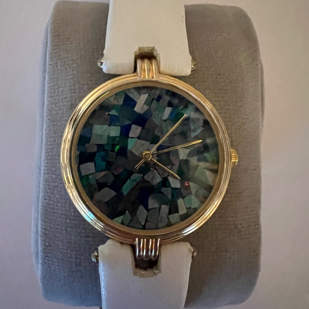 Opal Women’s Vintage 1980’s watch with white lamb skin band, new battery
